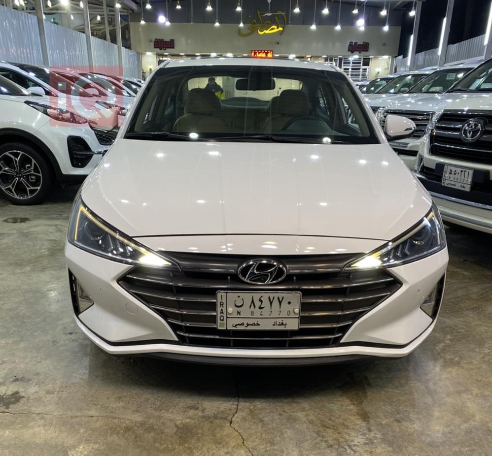 هیوندای ئەلەنترا